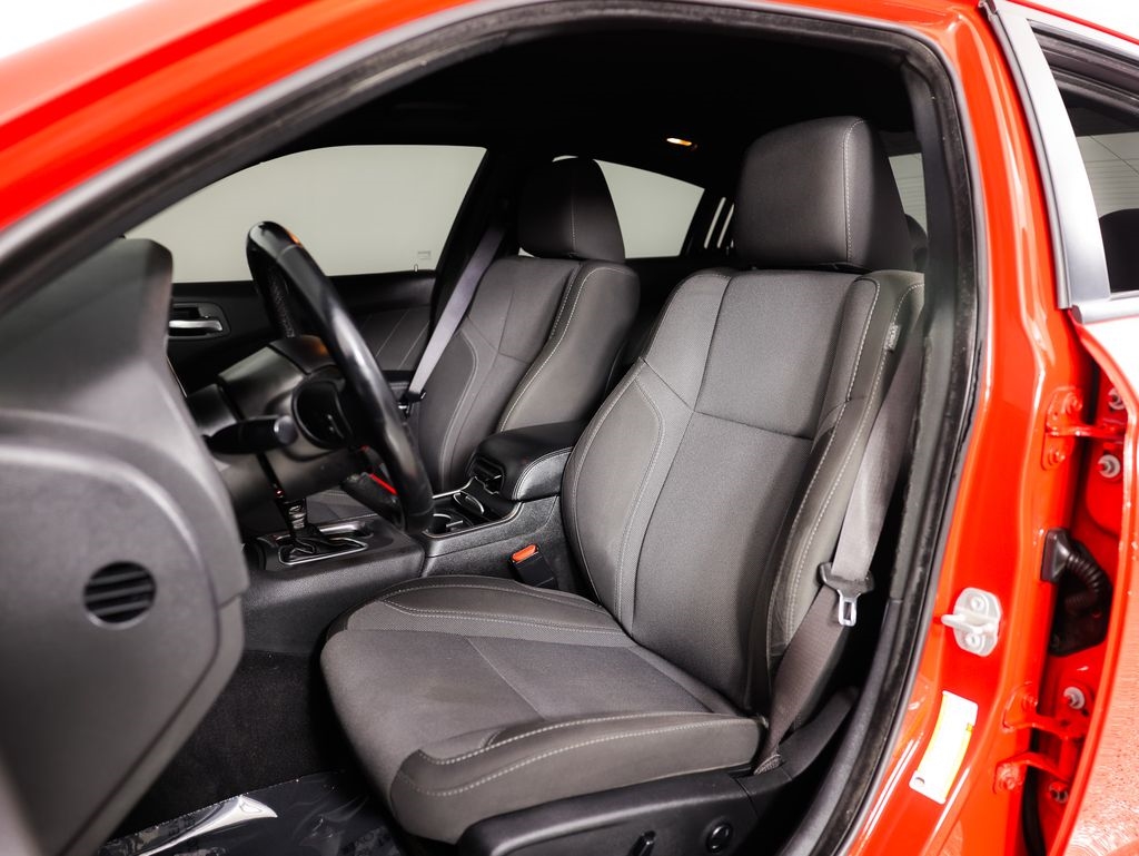 Dodge Charger SXT RWD 2019