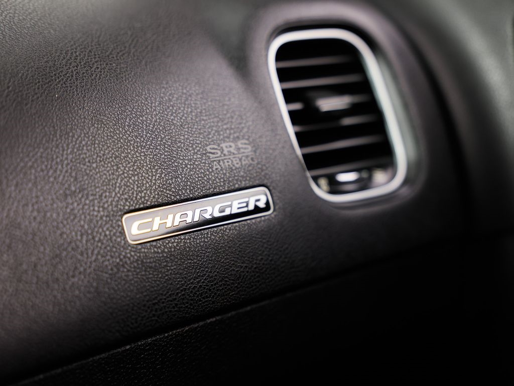 Dodge Charger SXT RWD 2019