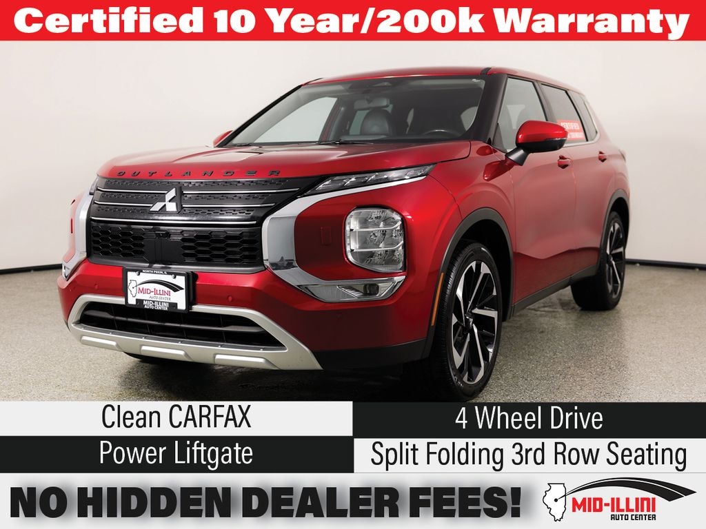 2022 Mitsubishi Outlander SE's photo