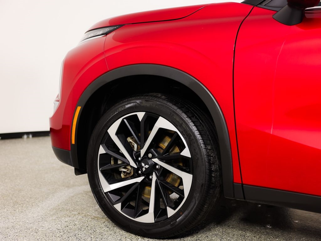 Mitsubishi Outlander SE Launch Edition S-AWC 2022