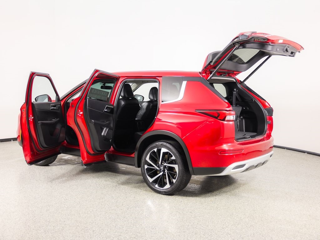 Mitsubishi Outlander SE Launch Edition S-AWC 2022