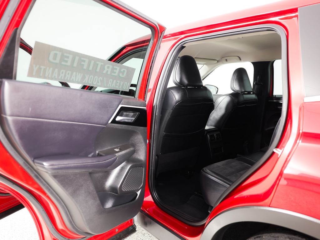 Mitsubishi Outlander SE Launch Edition S-AWC 2022