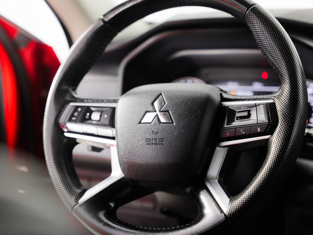 Mitsubishi Outlander SE Launch Edition S-AWC 2022