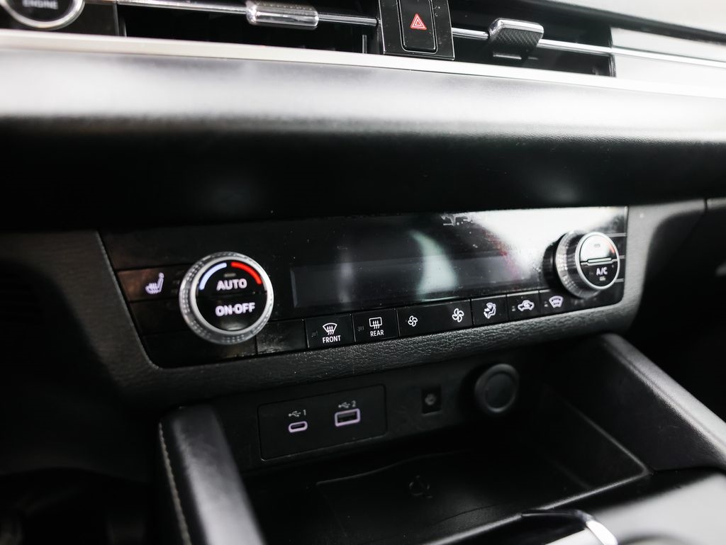 Mitsubishi Outlander SE Launch Edition S-AWC 2022