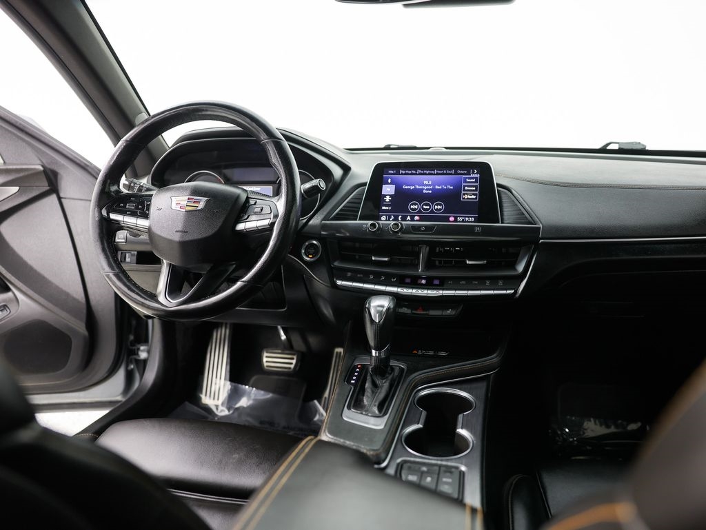 Cadillac CT4 4dr Sdn Sport 2020