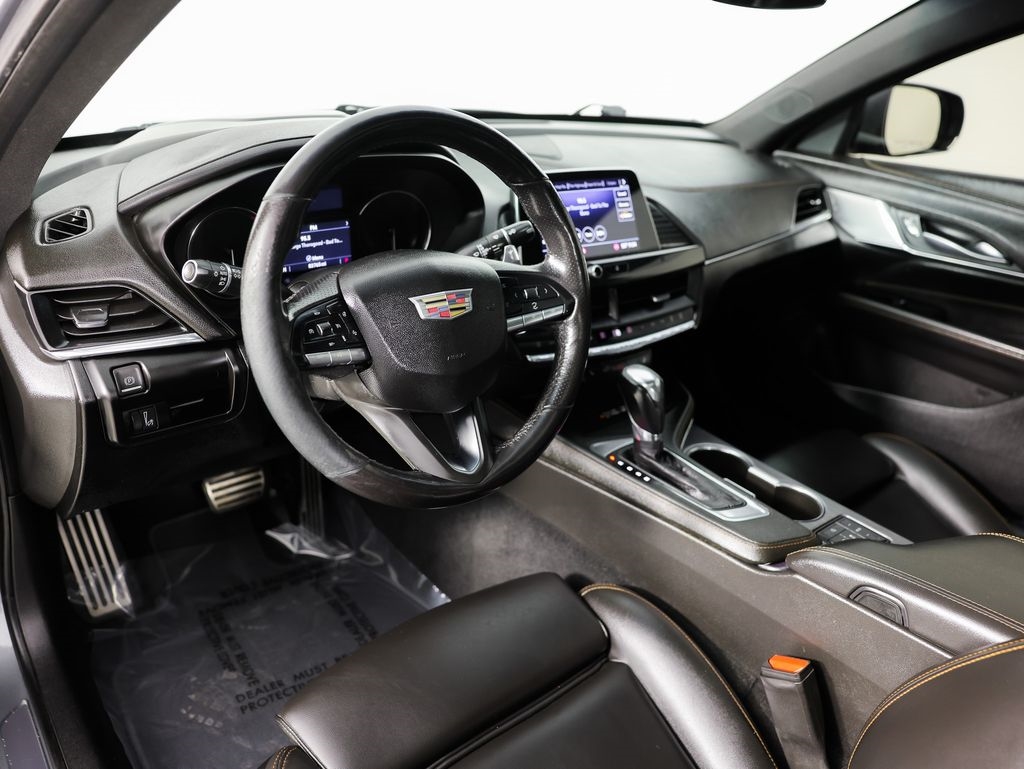 Cadillac CT4 4dr Sdn Sport 2020