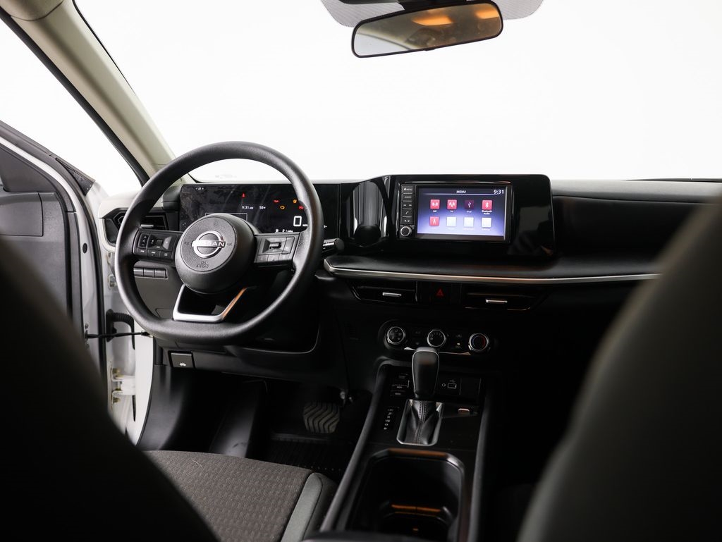 Nissan Kicks S AWD 2025