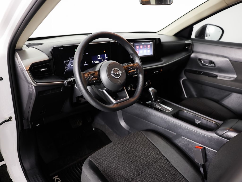 Nissan Kicks S AWD 2025