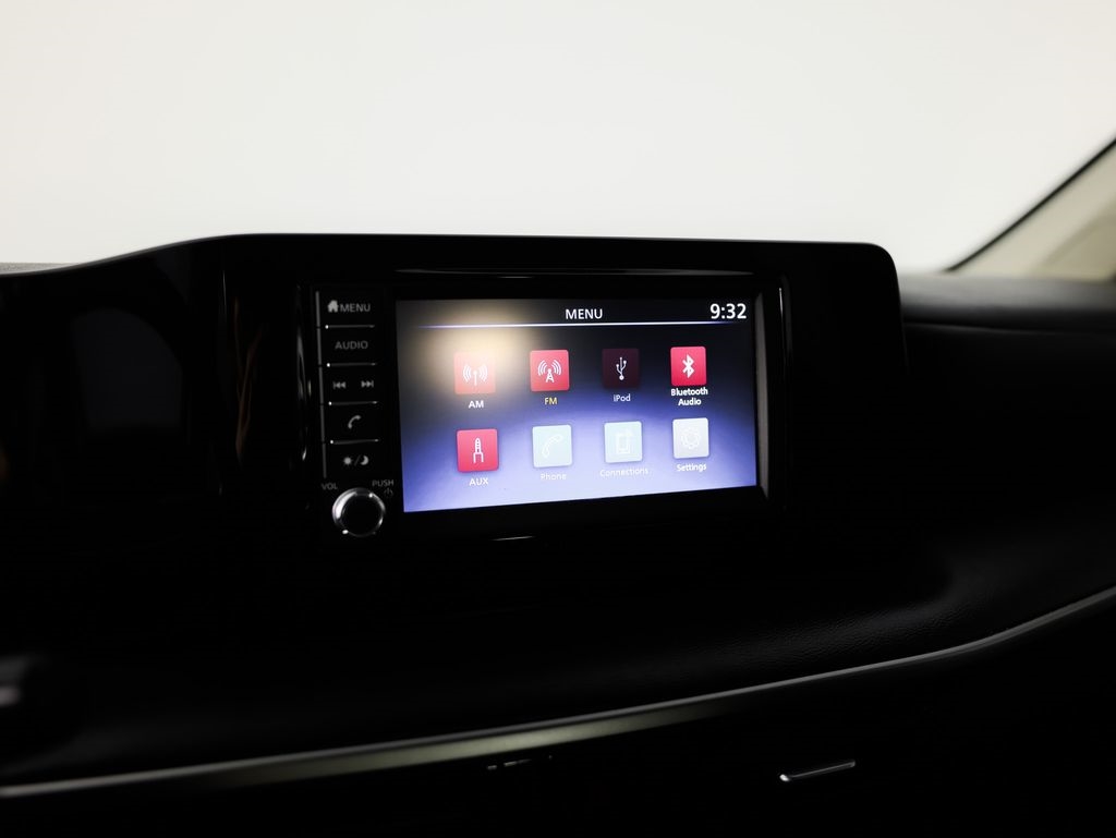 Nissan Kicks S AWD 2025