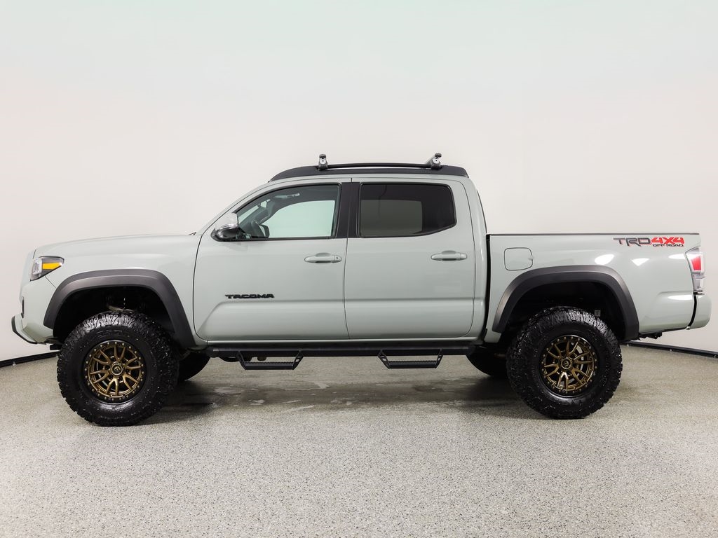 Toyota Tacoma 4WD TRD Off Road Double Cab 5' Bed V6 MT (Natl) 2023