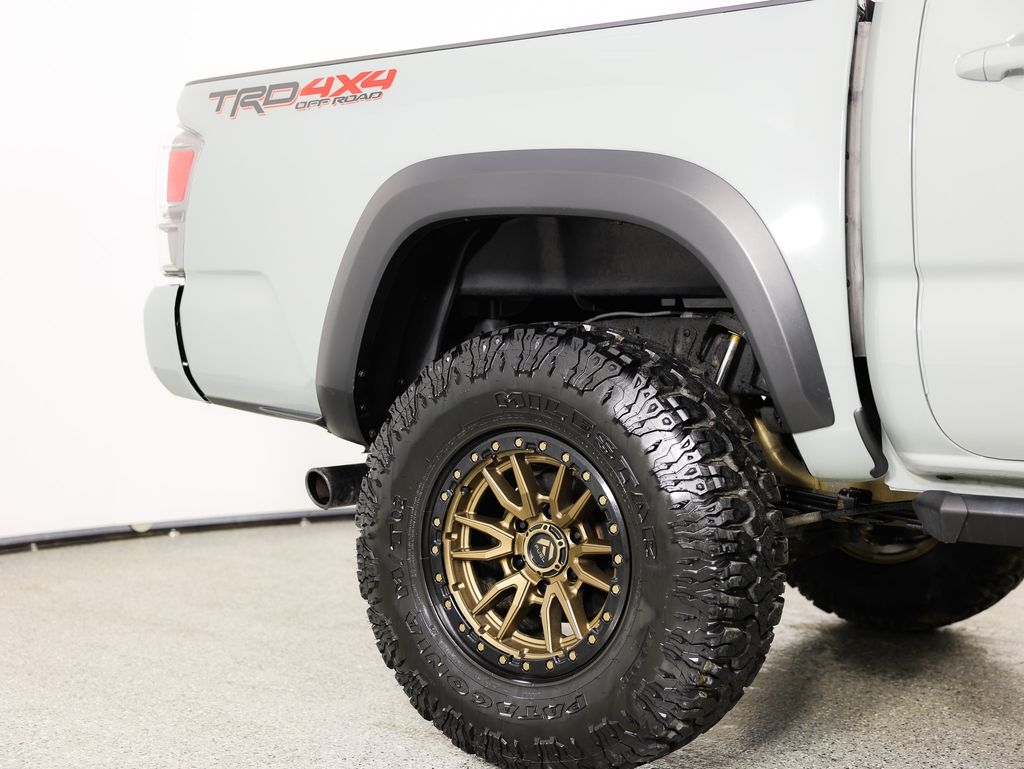 Toyota Tacoma 4WD TRD Off Road Double Cab 5' Bed V6 MT (Natl) 2023