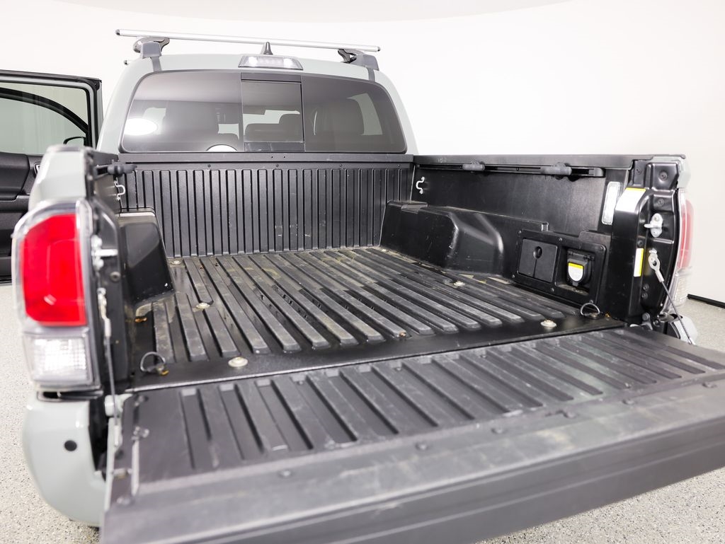 Toyota Tacoma 4WD TRD Off Road Double Cab 5' Bed V6 MT (Natl) 2023