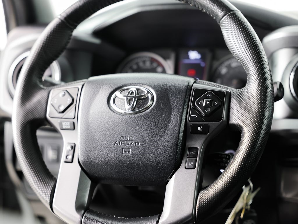 Toyota Tacoma 4WD TRD Off Road Double Cab 5' Bed V6 MT (Natl) 2023