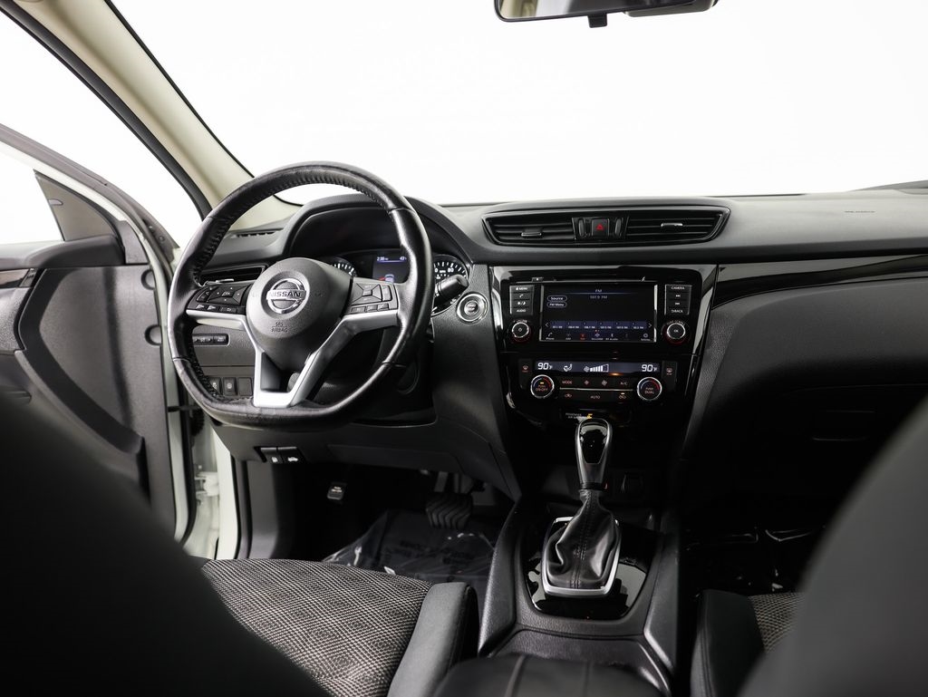 Nissan Rogue Sport AWD SV 2021