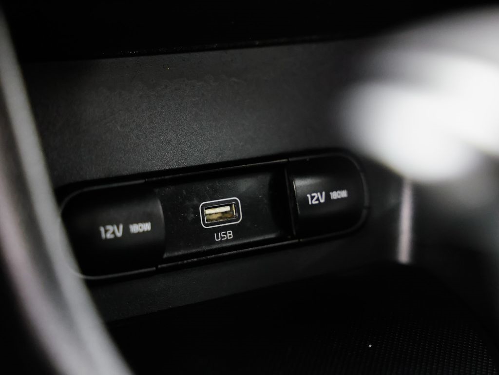 Kia Sportage LX FWD 2021