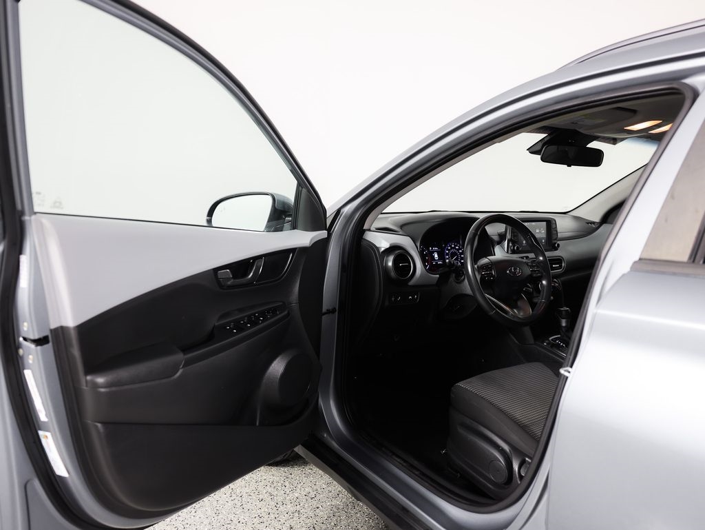 Hyundai Kona SEL Auto FWD 2020