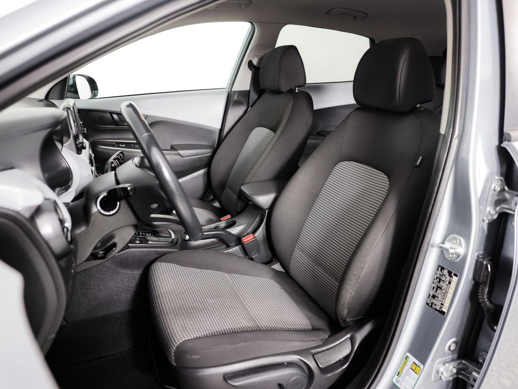 Hyundai Kona SEL Auto FWD 2020