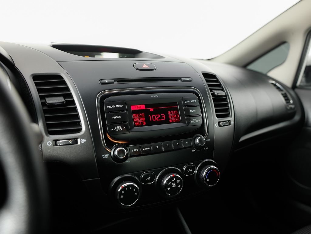 Kia Forte LX Auto 2017