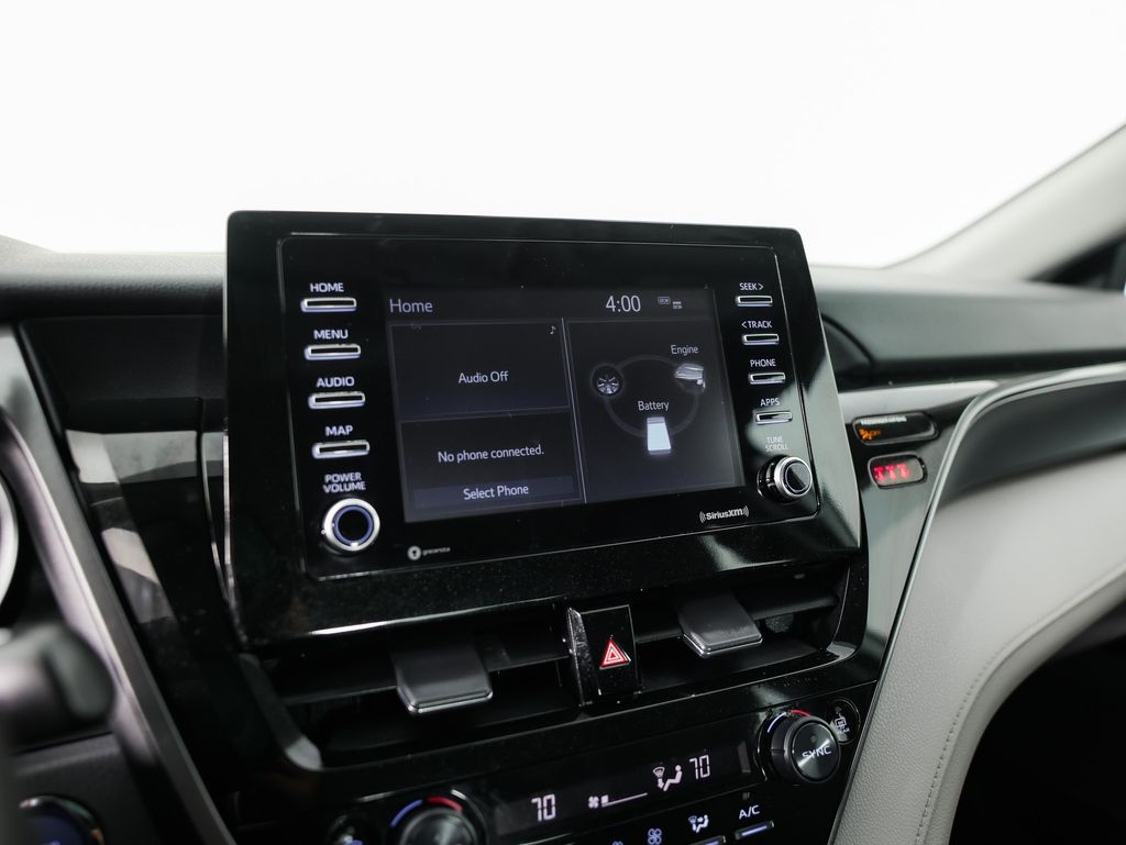 Toyota Camry Hybrid LE CVT (Natl) 2022