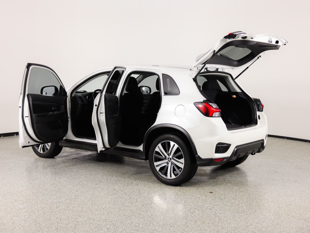 Mitsubishi Outlander Sport ES 2.0 AWC CVT 2021