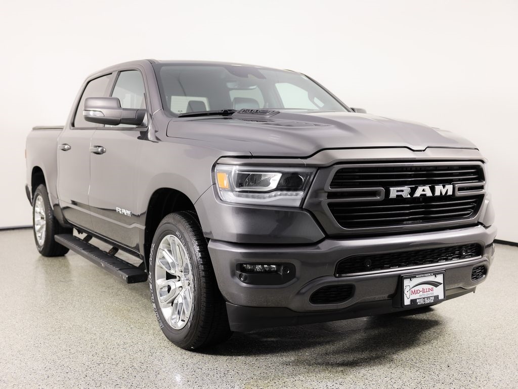 RAM 1500 Laramie 4x4 Crew Cab 5'7" Box 2023