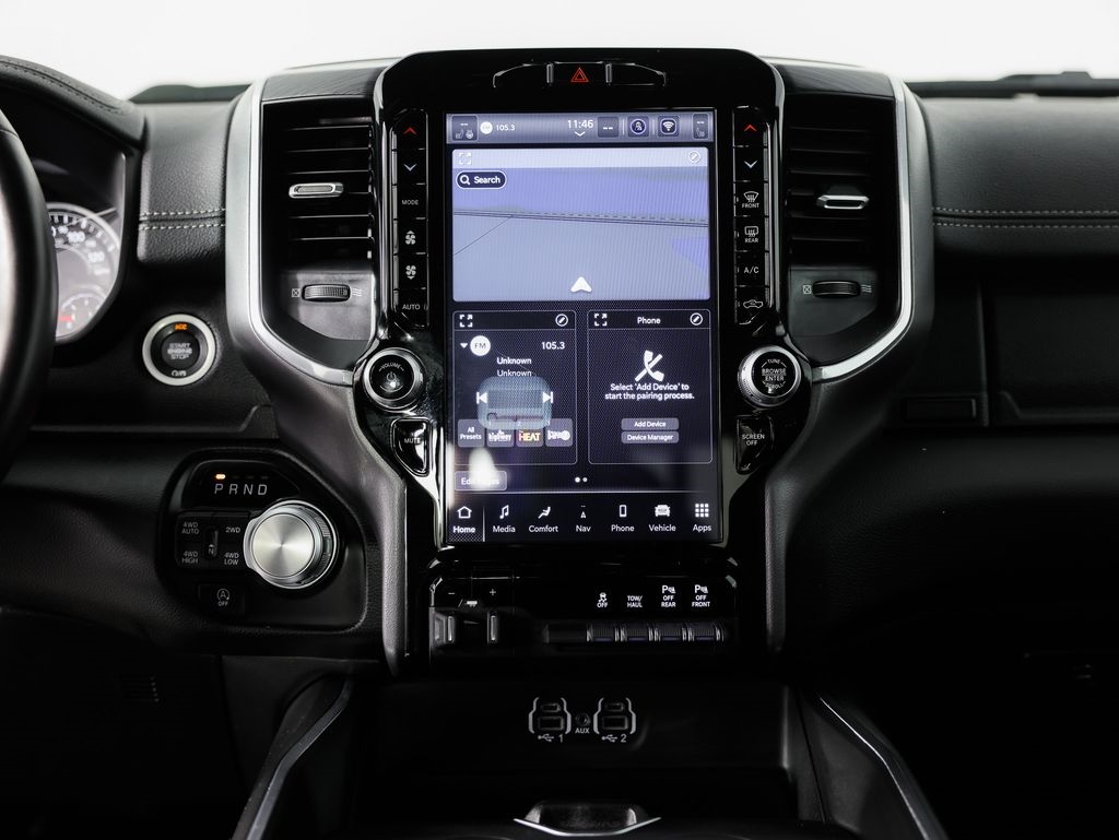 RAM 1500 Laramie 4x4 Crew Cab 5'7" Box 2023