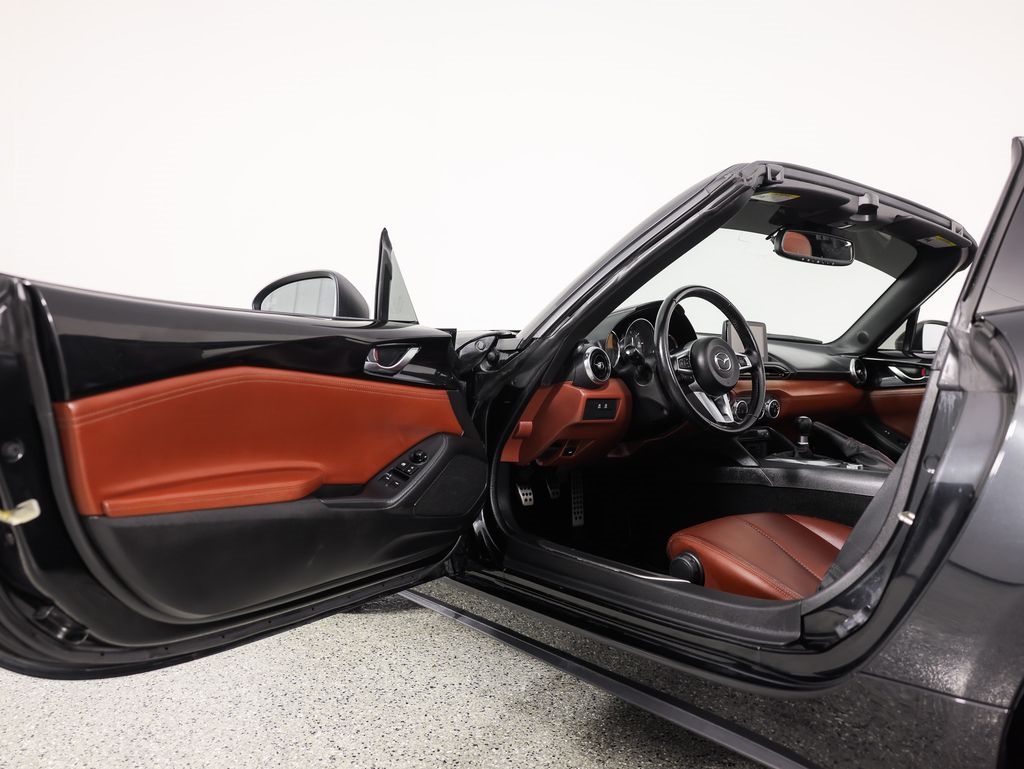 Mazda MX-5 Miata RF Grand Touring Manual 2019