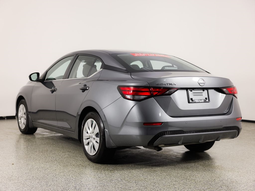 Nissan Sentra S CVT 2025