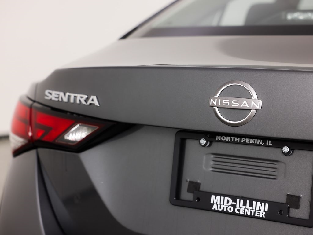 Nissan Sentra S CVT 2025