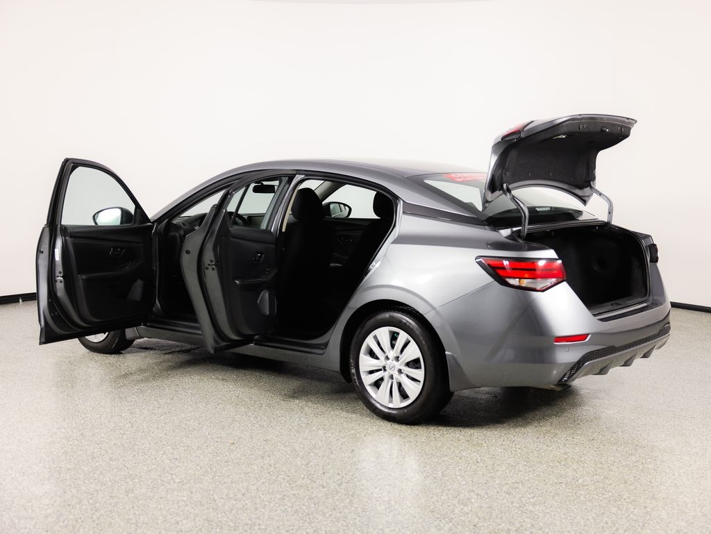 Nissan Sentra S CVT 2025