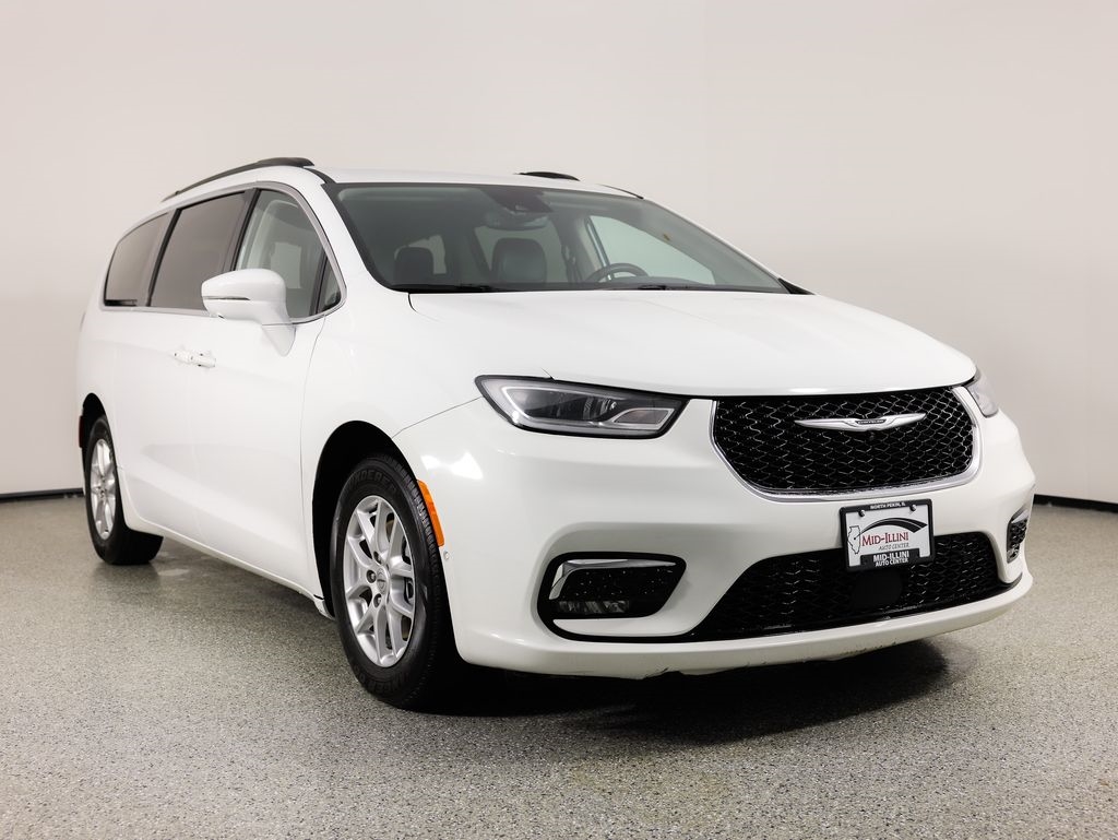 Chrysler Pacifica Touring L FWD 2022