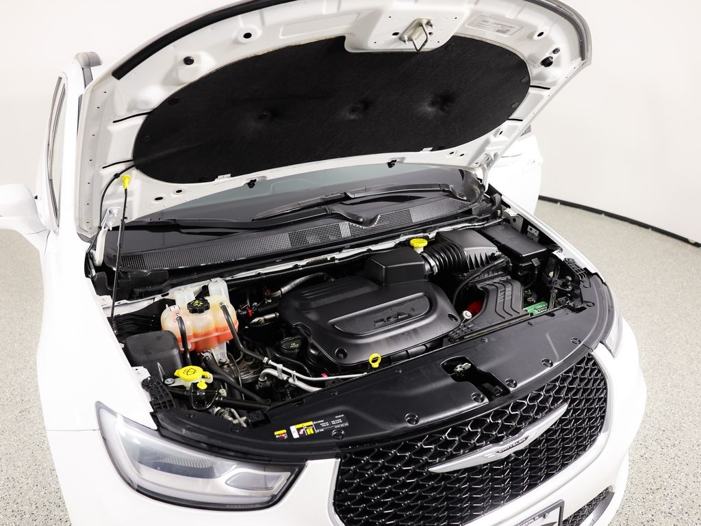 Chrysler Pacifica Touring L FWD 2022