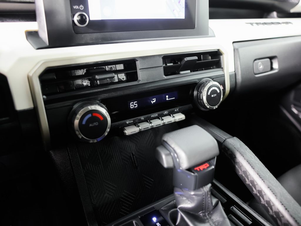 Toyota Tacoma 4WD TRD Off Road Double Cab 5' Bed MT (Natl) 2024