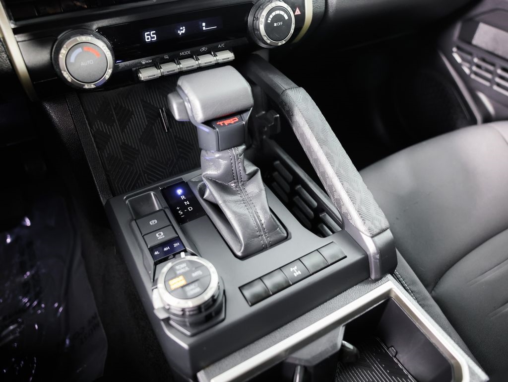 Toyota Tacoma 4WD TRD Off Road Double Cab 5' Bed MT (Natl) 2024