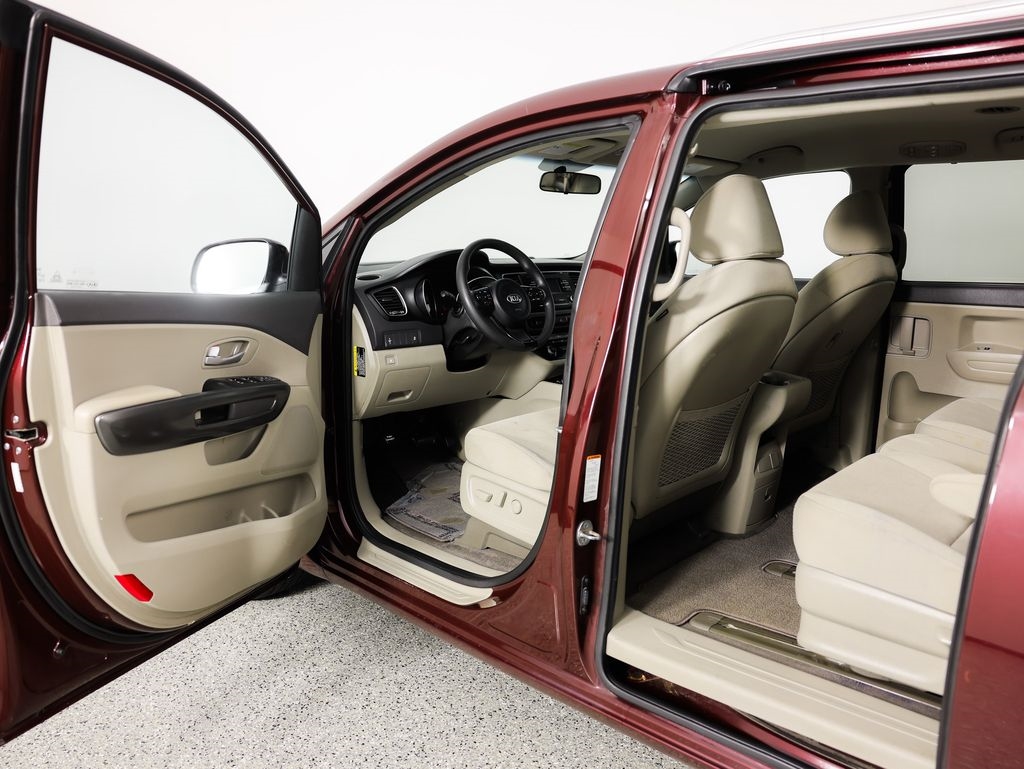 Kia Sedona 4dr Wgn LX 2015