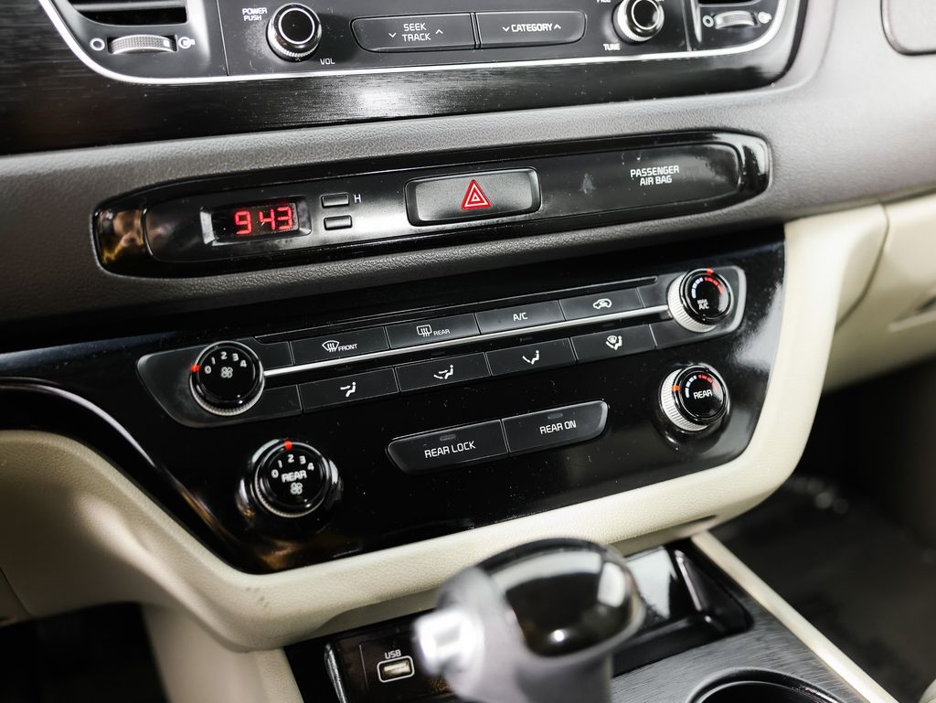 Kia Sedona 4dr Wgn LX 2015