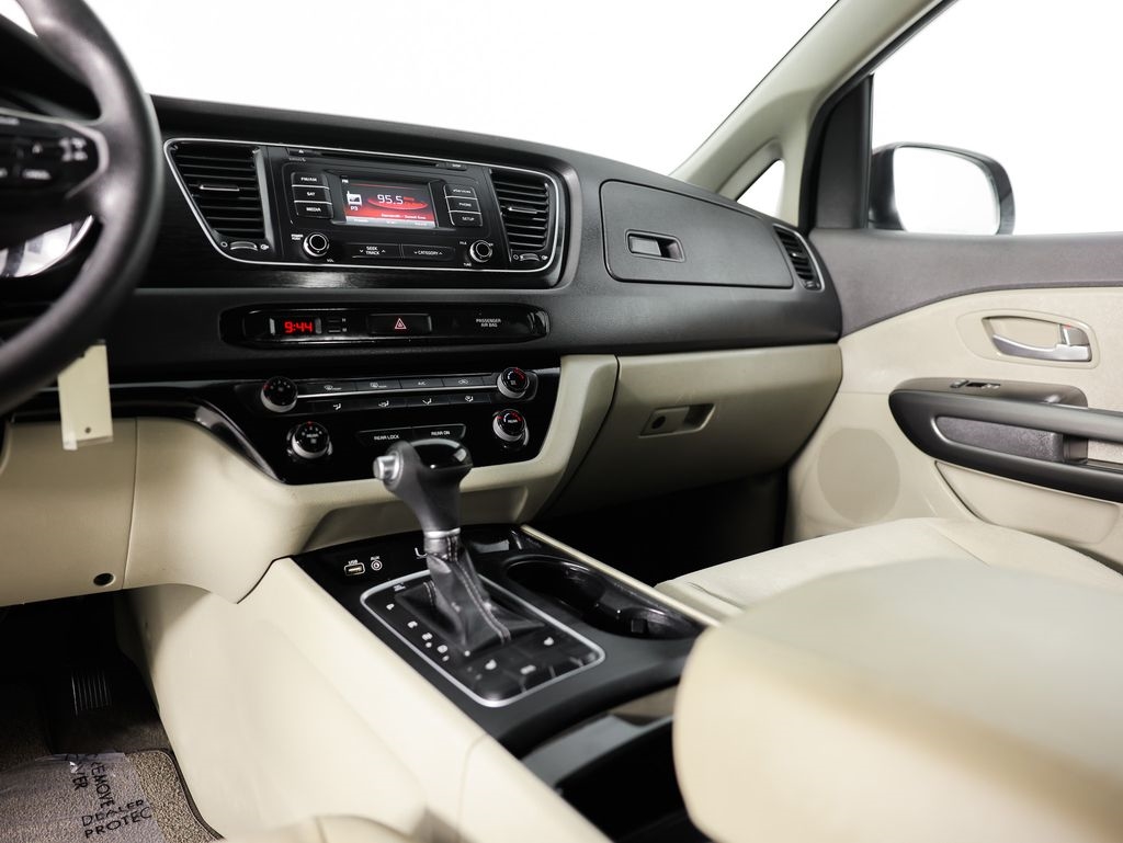 Kia Sedona 4dr Wgn LX 2015