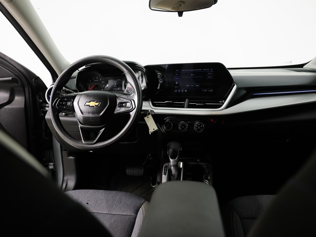 Chevrolet Trax FWD 4dr LS 2024