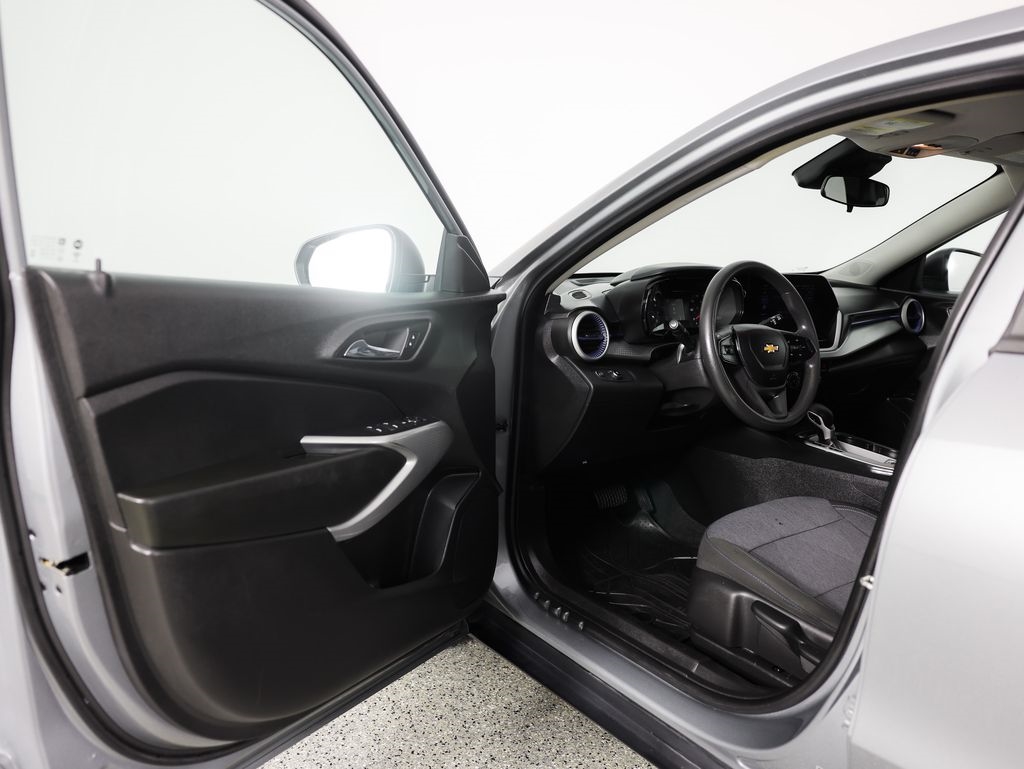 Chevrolet Trax FWD 4dr LS 2024