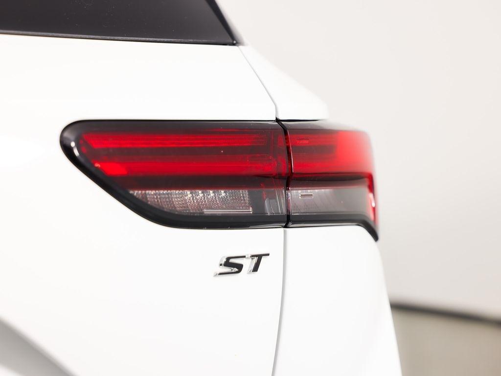 Buick Envision FWD 4dr Preferred 2022