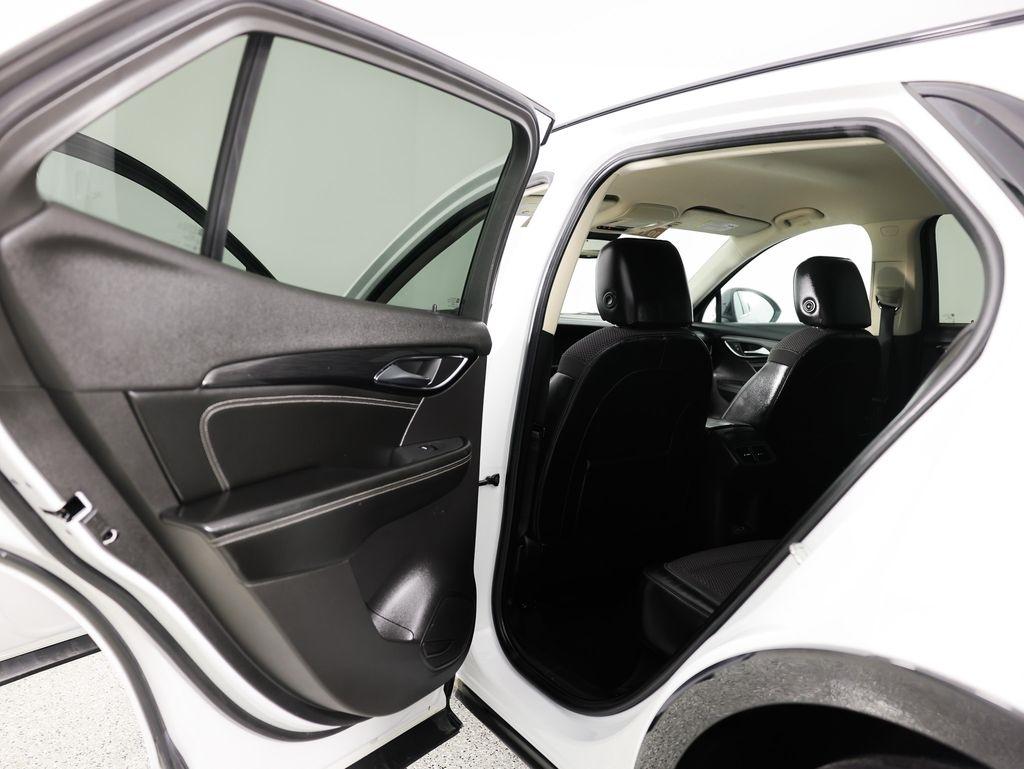 Buick Envision FWD 4dr Preferred 2022