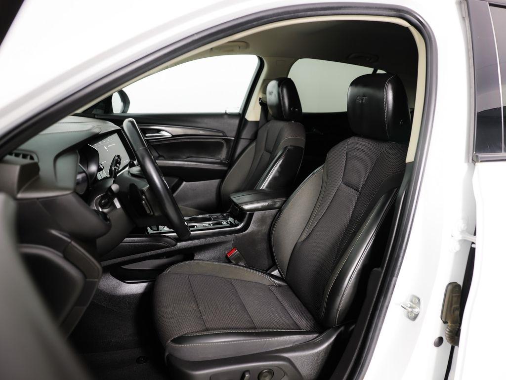 Buick Envision FWD 4dr Preferred 2022