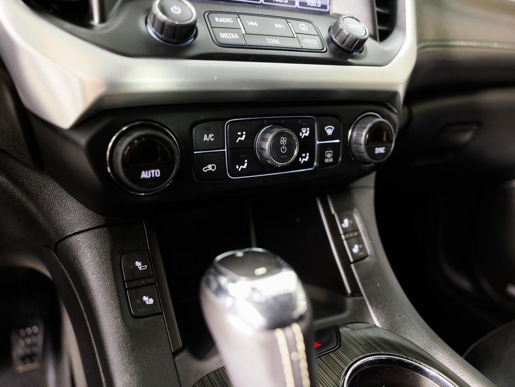 GMC Acadia AWD 4dr SLT w/SLT-1 2018