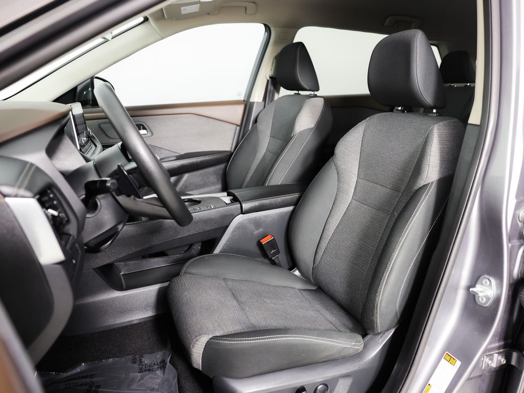 Nissan Rogue FWD SV 2022