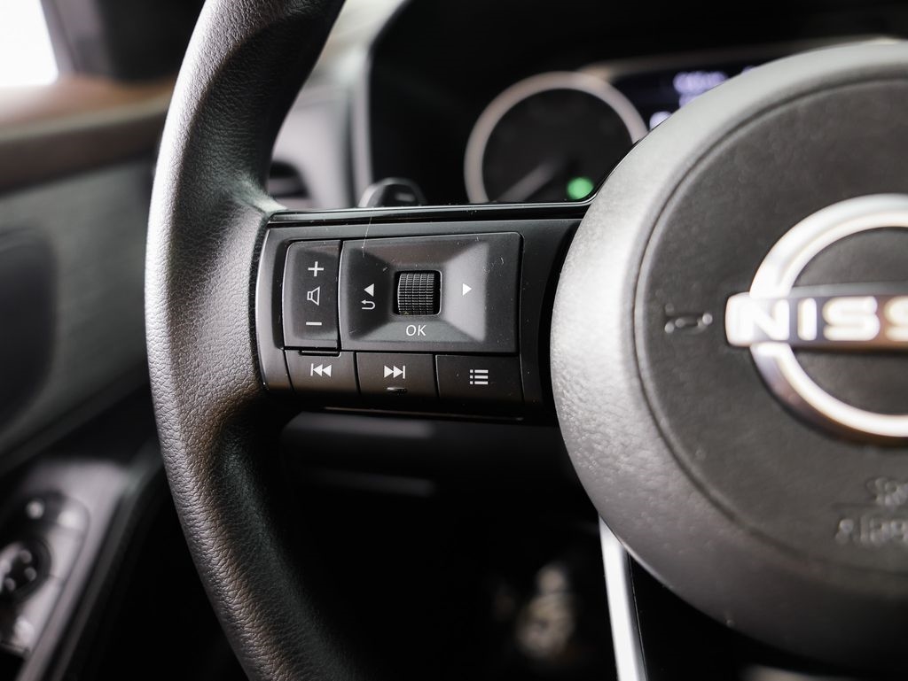 Nissan Rogue FWD SV 2022