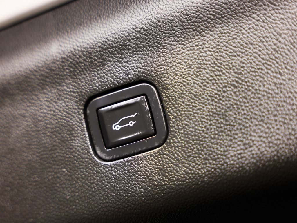 Buick Enclave AWD 4dr Essence 2019