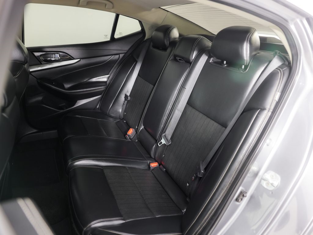 Nissan Maxima SV 3.5L 2021