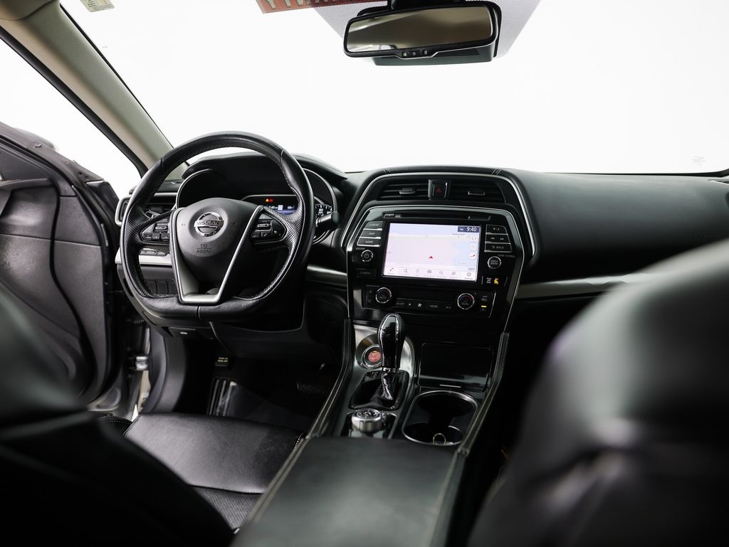 Nissan Maxima SV 3.5L 2021