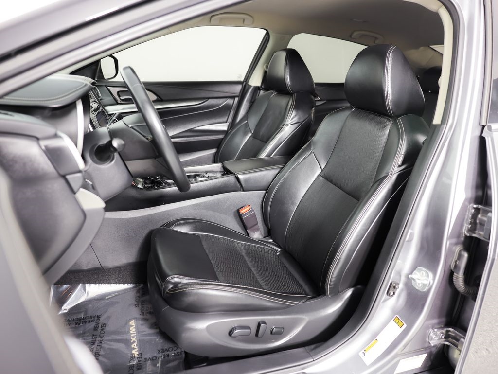 Nissan Maxima SV 3.5L 2021