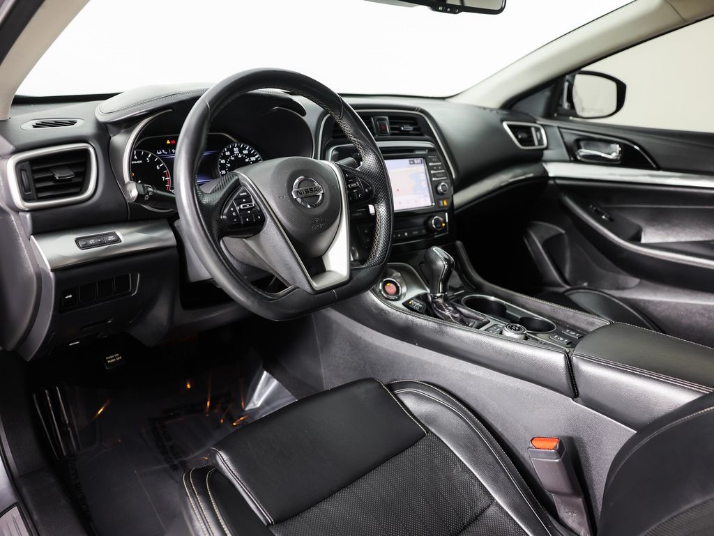 Nissan Maxima SV 3.5L 2021